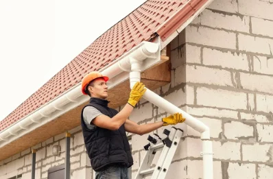 Pose et remplacement de gouttières à Clapiers